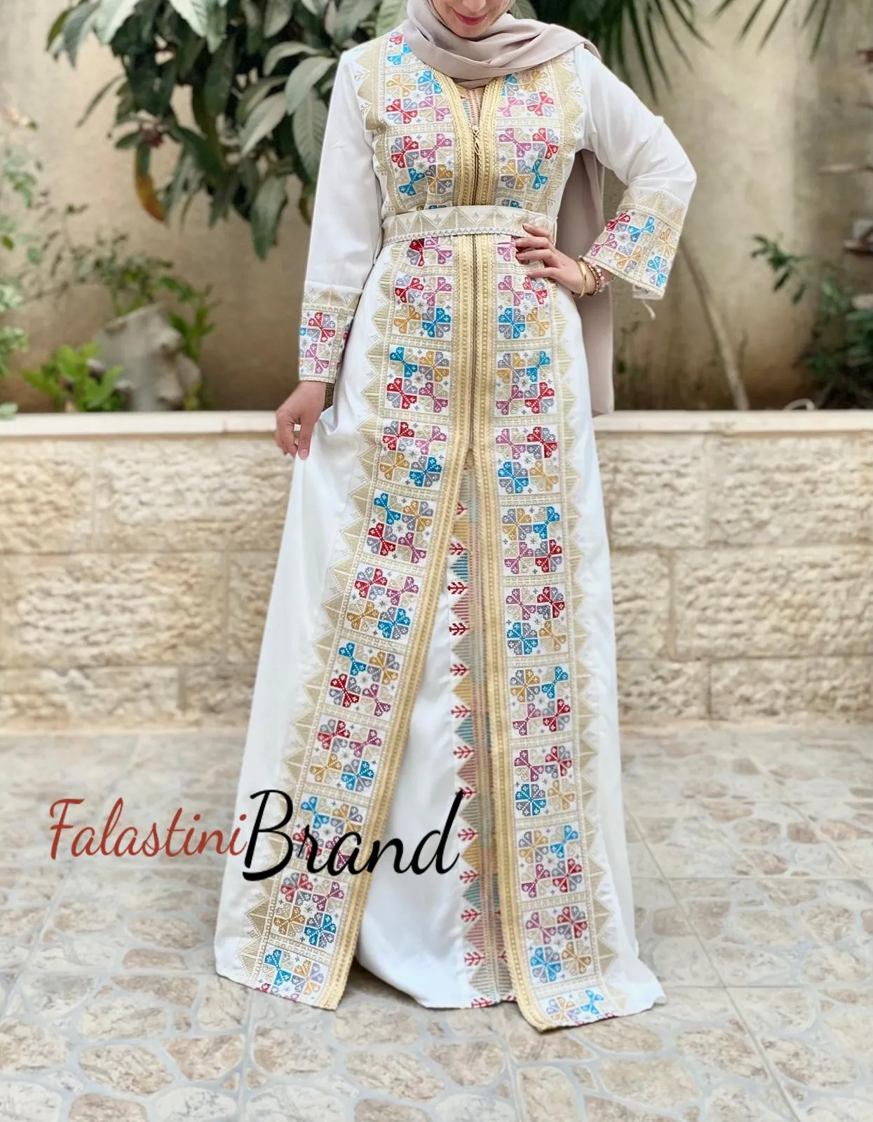 2 Pieces White Moroccan Like Kaftan Dress with Palestinian Embroidery