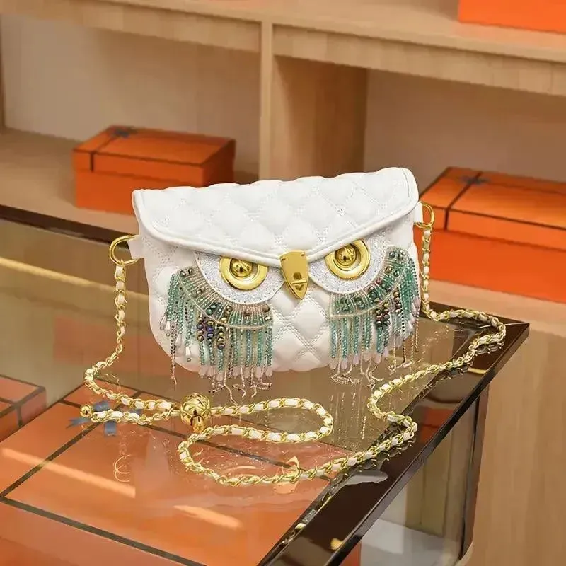 Chic Owl-Shaped Quilted Crossbody Bag