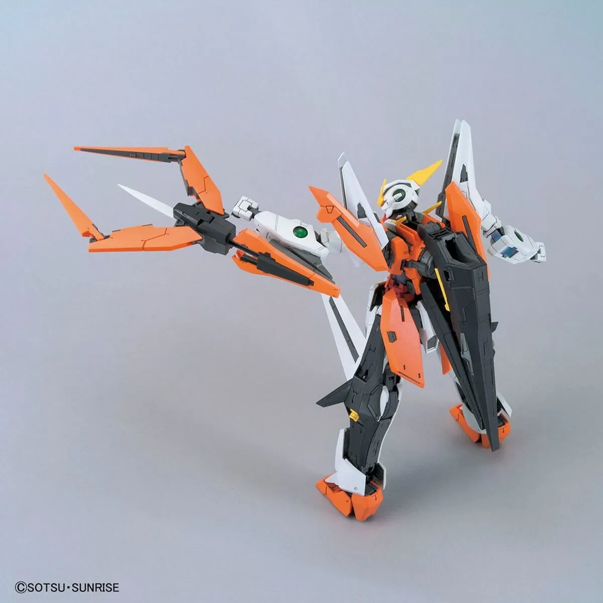 Collectable Figures Bandai 1/100 GUNDAM KYRIOS