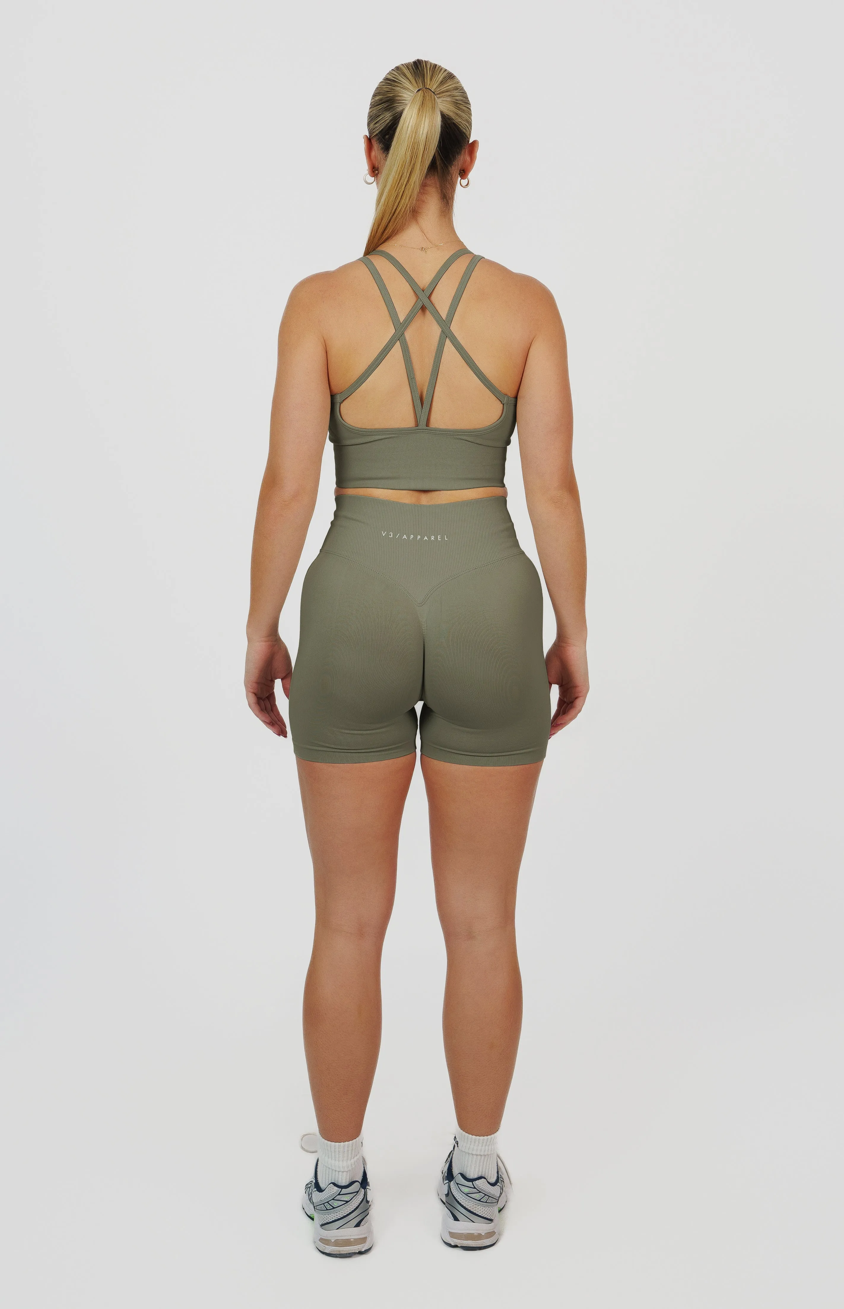 Form Seamless Scrunch Shorts - Olive Green