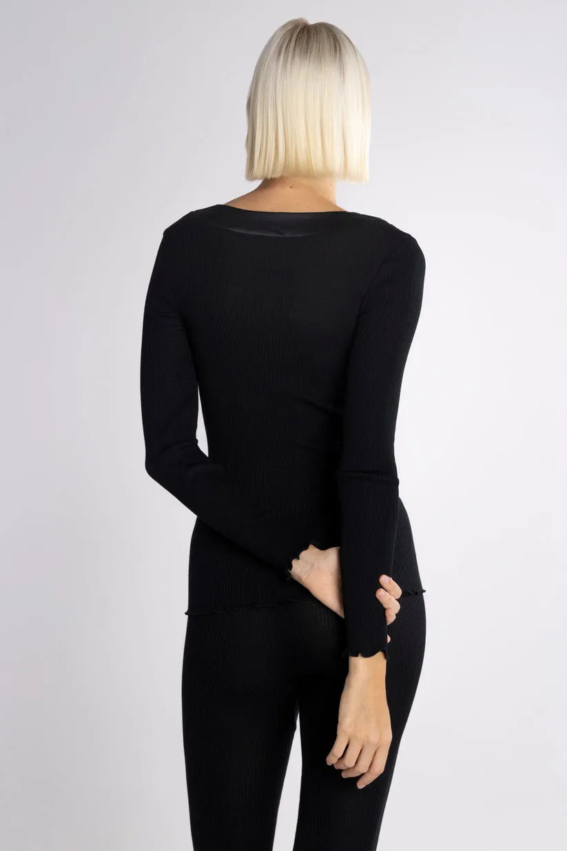 Oscalito Long Sleeve Top with Sleek Satin Edges