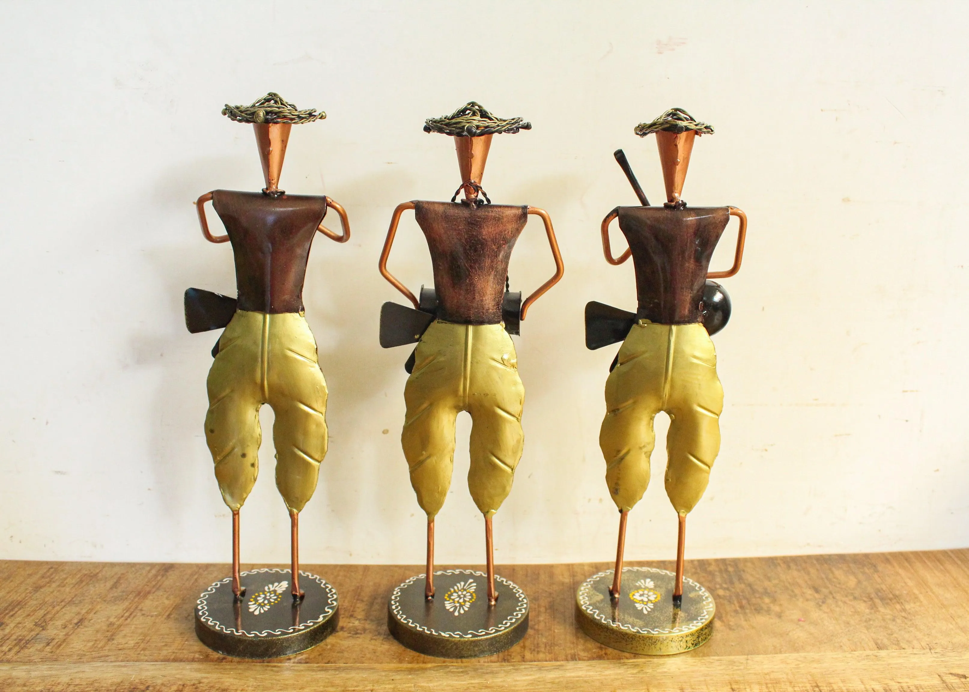 Rajasthani Musicians Set of 3 Pieces Hand Painted Size 12.7 x 11.4 x 35.1 cm