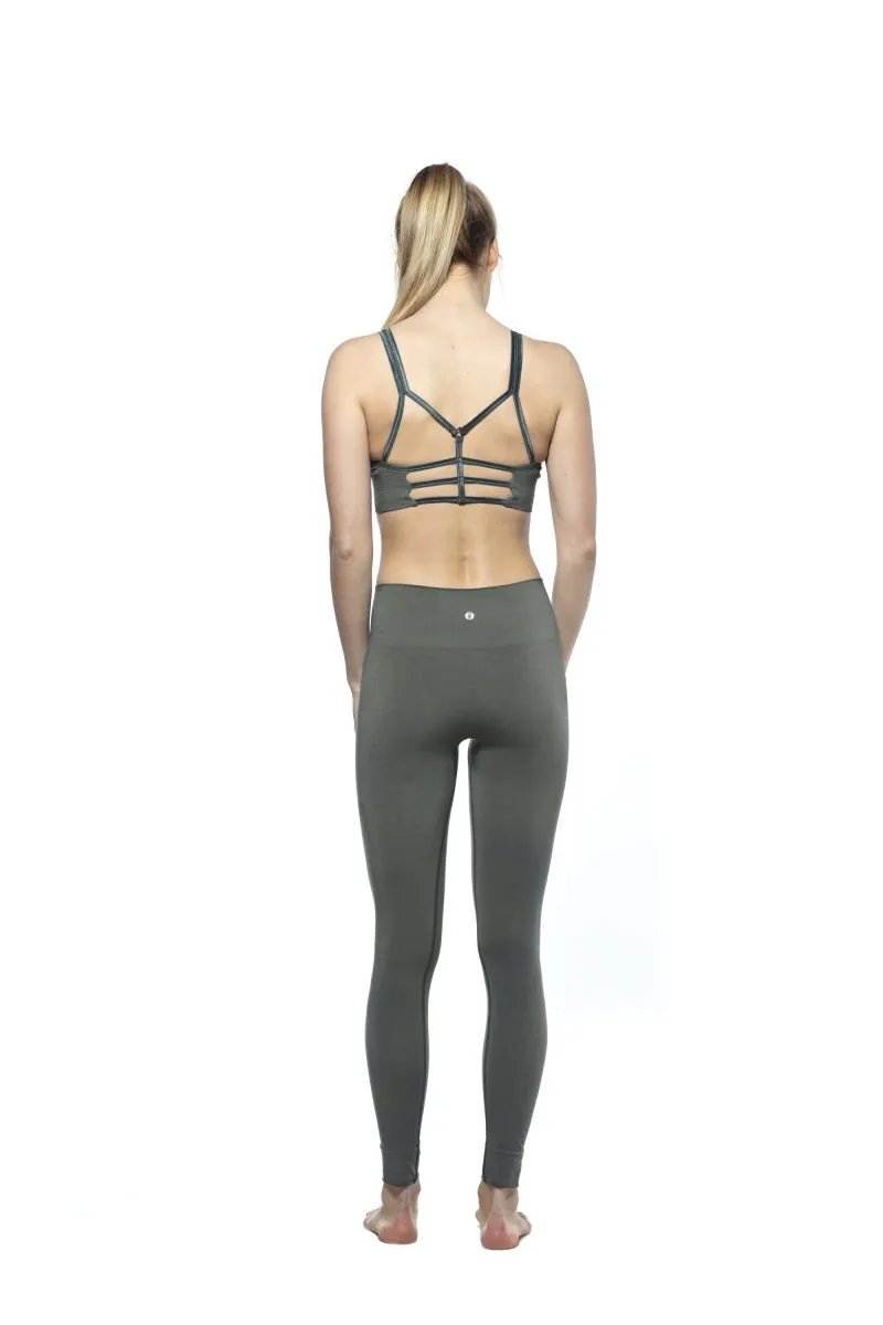 RUN & RELAX // LEYLA YOGA BAMBOO BRA - CAMO GREEN