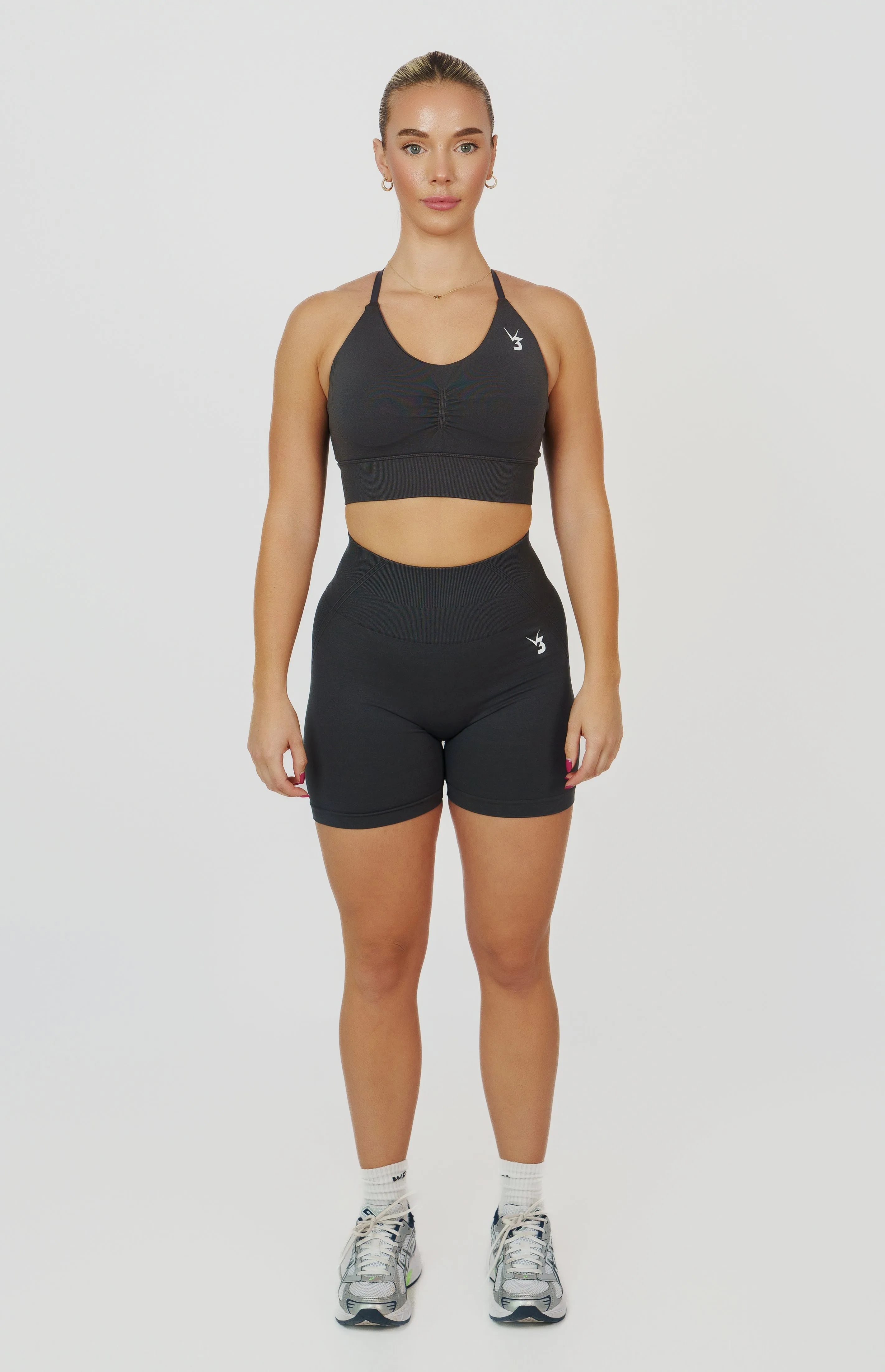 Tempo Seamless Scrunch Shorts & Multi-Way Sports Bra Set - Slate Grey