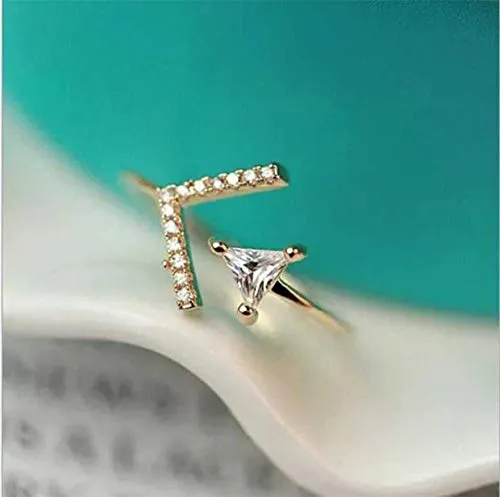 Yellow Chimes Rings for Women Rose Gold Plated Ring Creative Lucky Triangle Shaped Crystal Adjustable Rings For Women And Girl's.